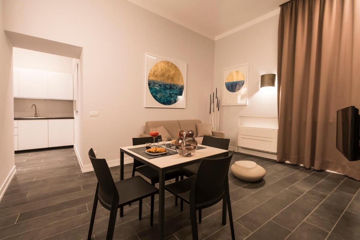Residenza Trinita Maggiore Neapel Exteriör bild