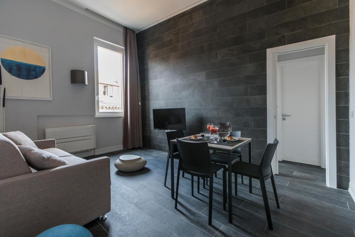 Residenza Trinita Maggiore Neapel Exteriör bild