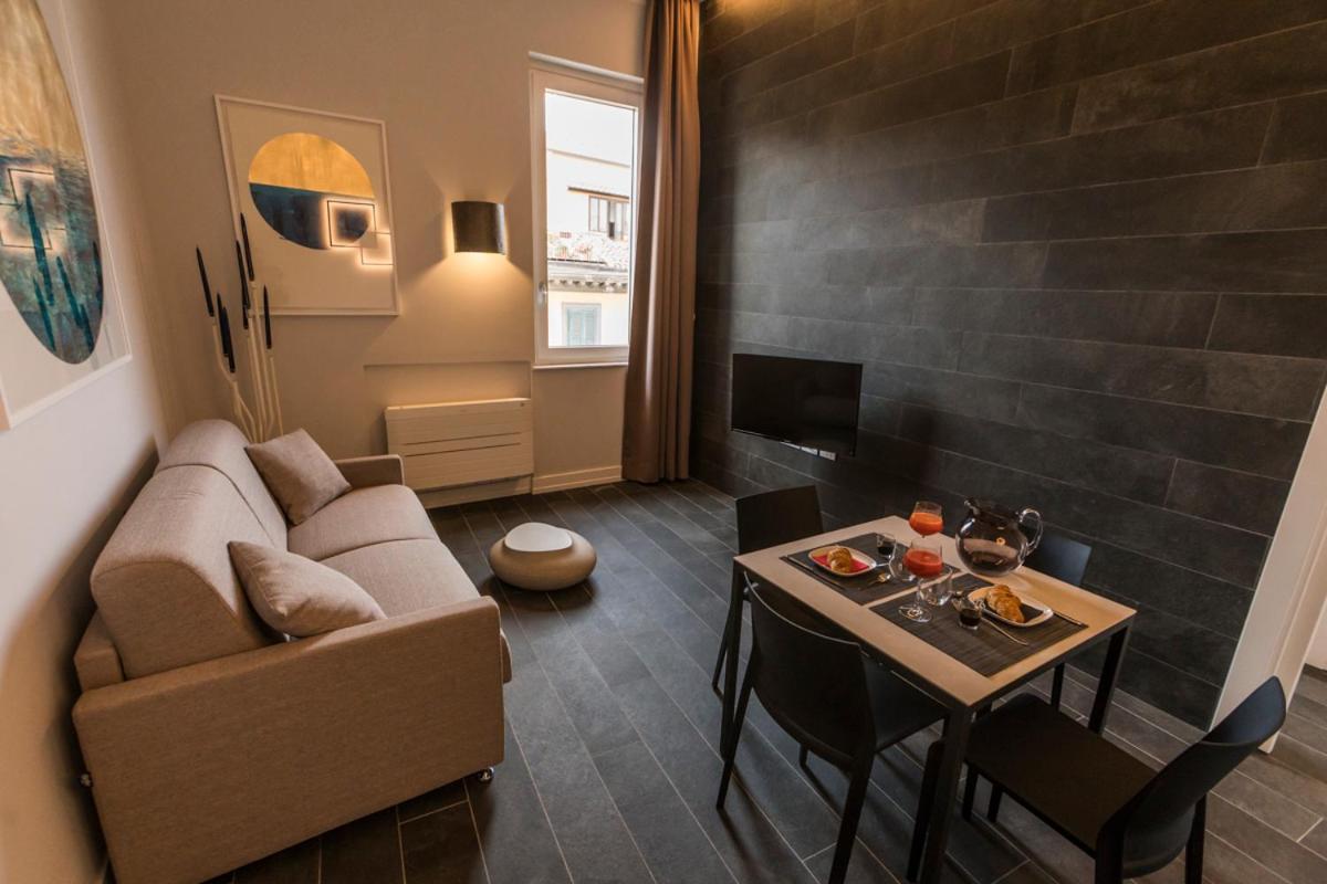Residenza Trinita Maggiore Neapel Exteriör bild