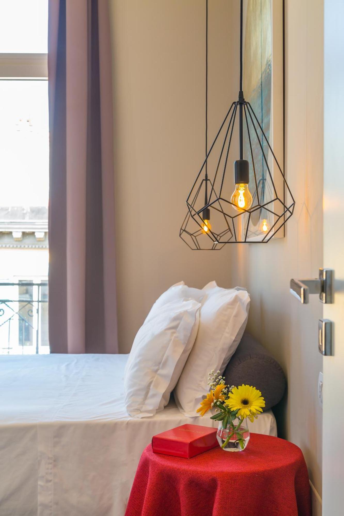Residenza Trinita Maggiore Neapel Exteriör bild