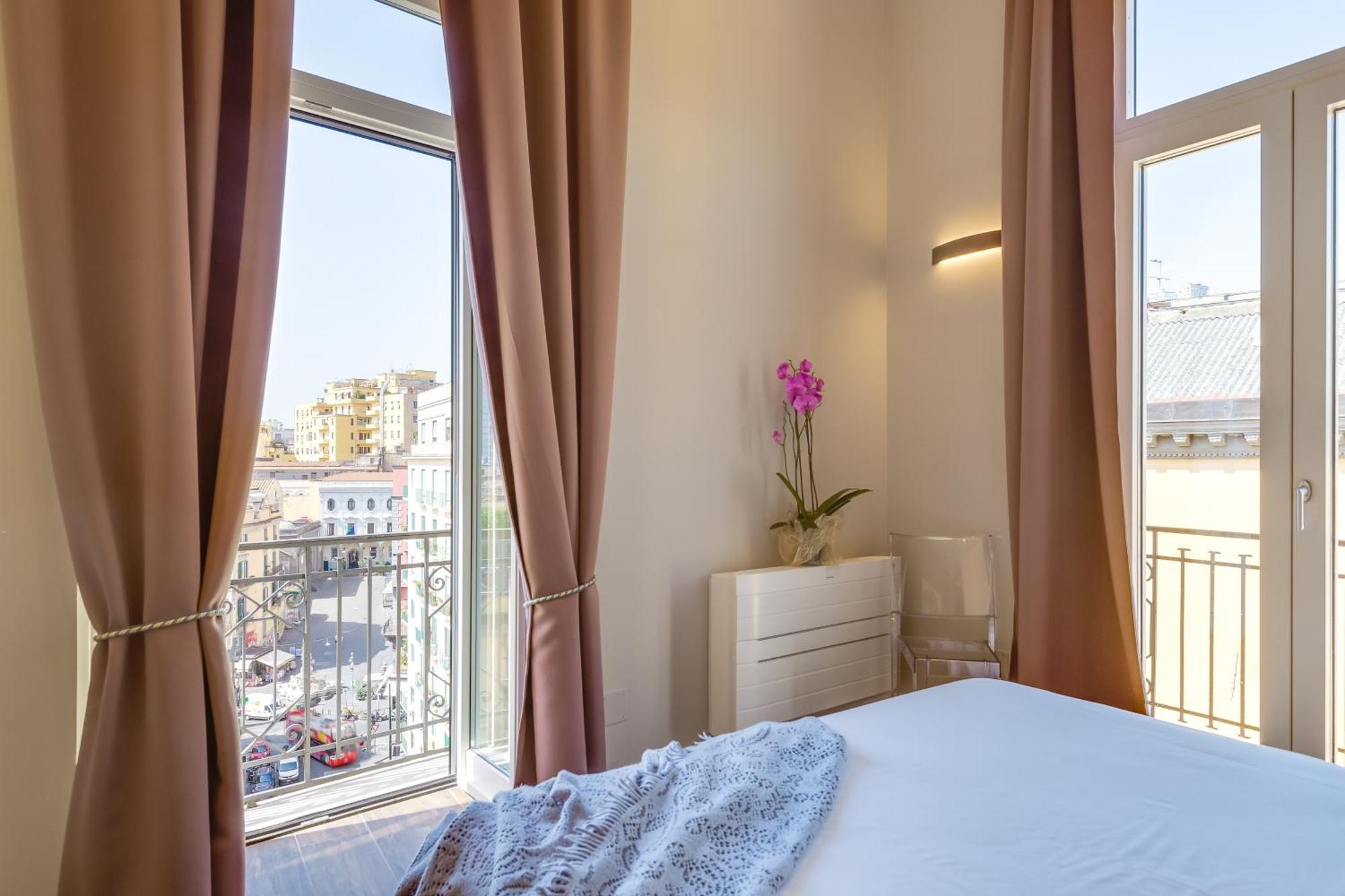 Residenza Trinita Maggiore Neapel Exteriör bild